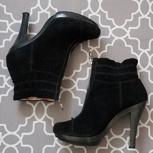 DONATED ~ Michael Kors ▪ Platform Booties - Picture 2 of 5